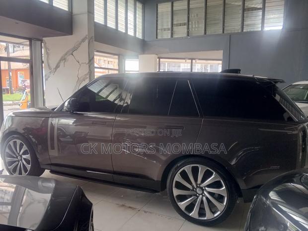 Land Rover Range Rover 2021 Gray