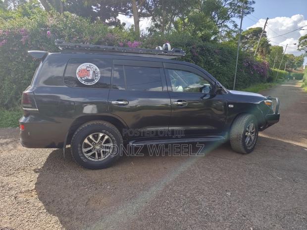 Toyota Land Cruiser 2008 Black