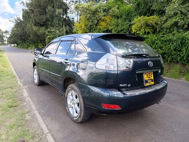 Toyota Harrier 2.4 4WD 2006 Blue