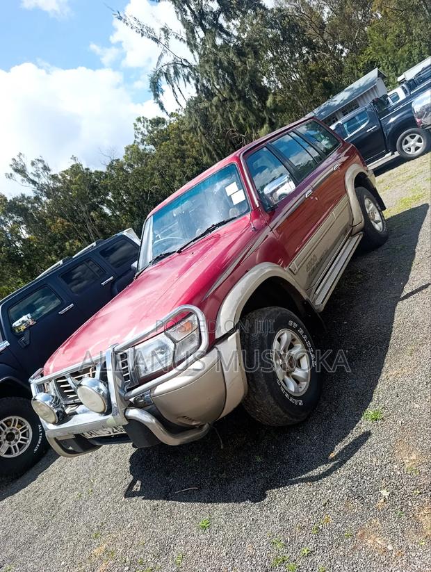 Nissan Patrol 1997 Maroon