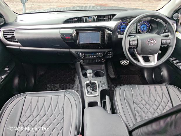 Toyota Hilux Revo Double Cab Deisel 2.8 AWD 2019 Black