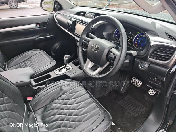 Toyota Hilux Revo Double Cab Deisel 2.8 AWD 2019 Black