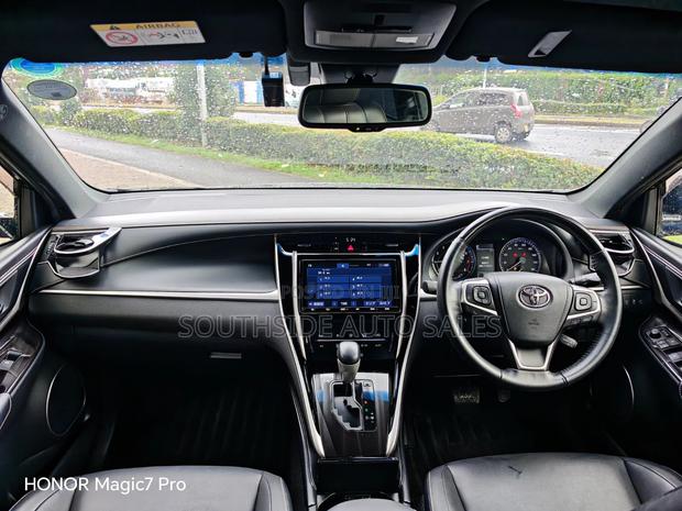 Toyota Harrier 2019 Black