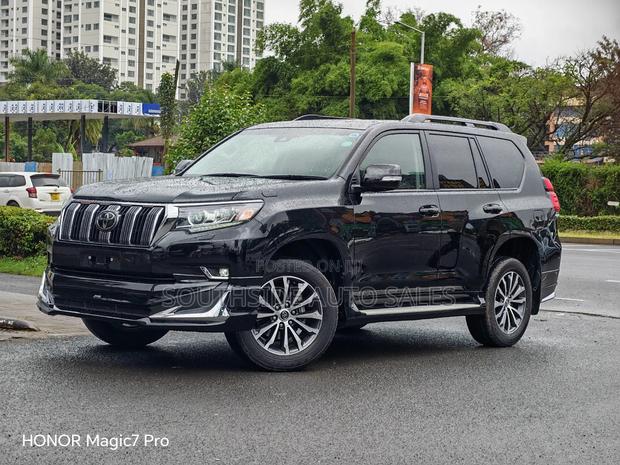 Toyota Land Cruiser Prado 2.7 2021 Black
