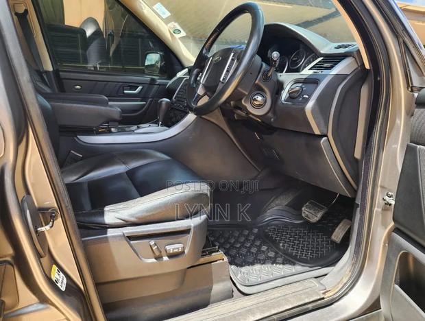 Land Rover Range Rover Sport 2009 Gray
