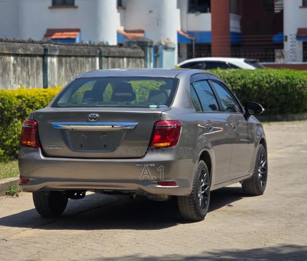 Toyota Axio 1.5 G 2WD 2019 Gold