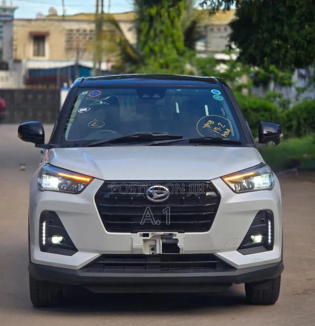 Daihatsu Rocky 2019 White