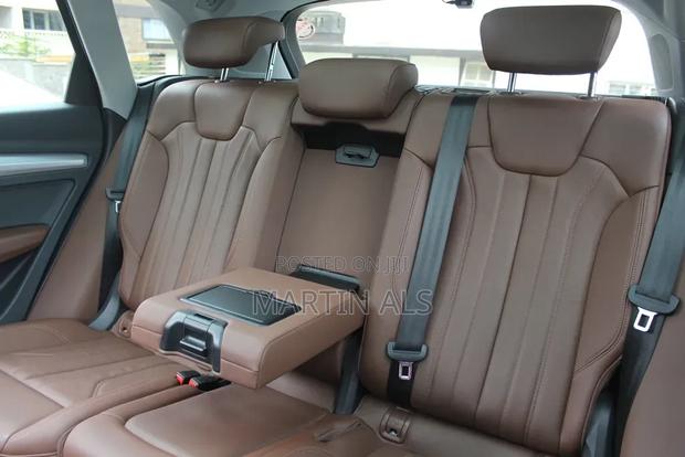 Audi Q5 2.0T Premium AWD quattro 2019 Black