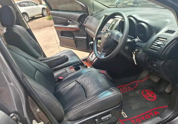 Toyota Harrier 2011 Gray