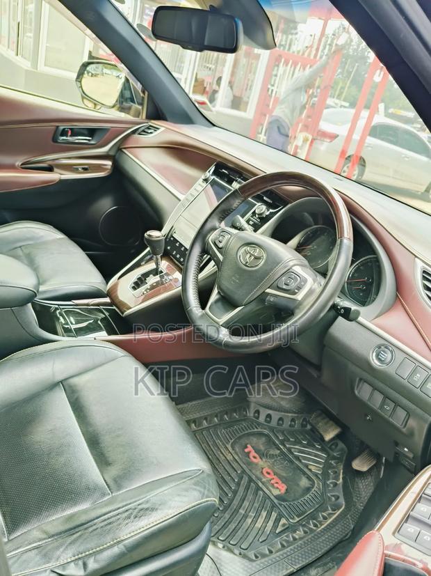 Toyota Harrier 2.0 2015 Burgundy