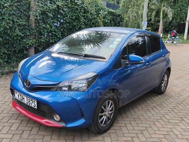 Toyota Vitz 1.3 FWD 5dr 2015 Blue