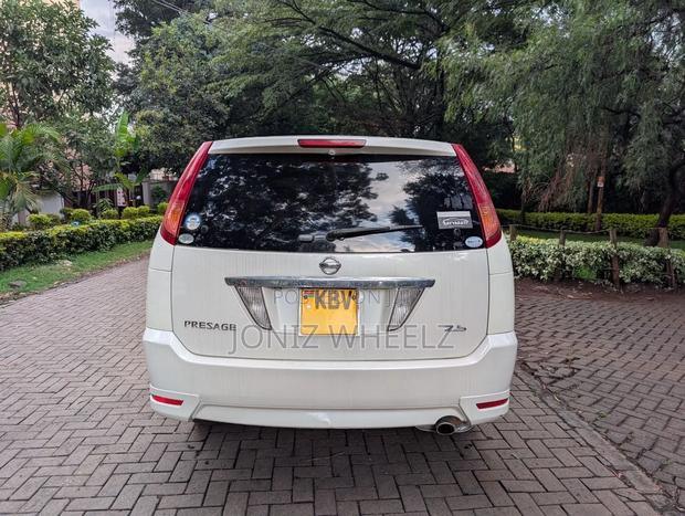 Nissan Presage 2006 White