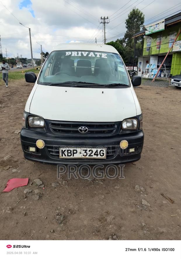 Toyota TownAce 2003 White