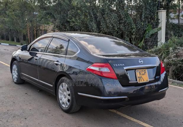 Nissan Teana 2010 Black