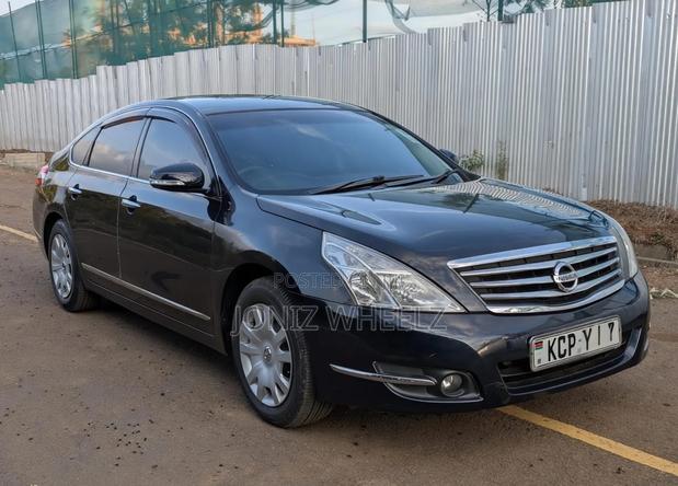 Nissan Teana 2010 Black