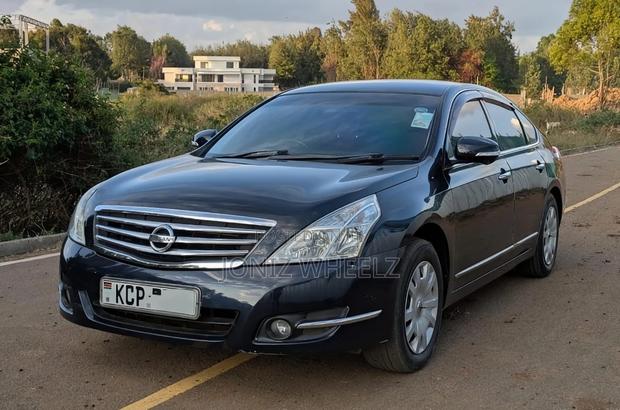 Nissan Teana 2010 Black