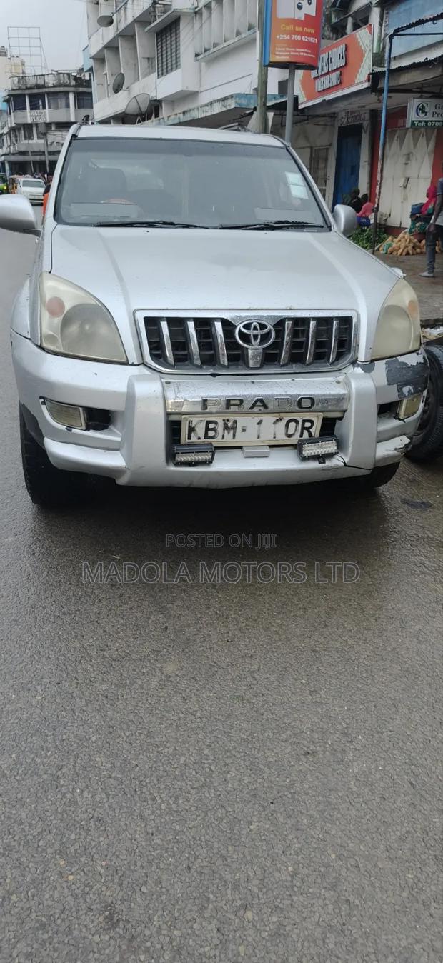 Toyota Land Cruiser Prado 3.0 TD 2010 Silver