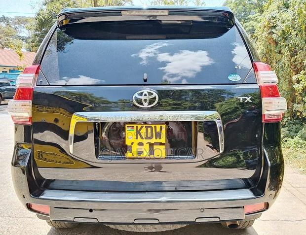 Toyota Land Cruiser Prado 2013 Black