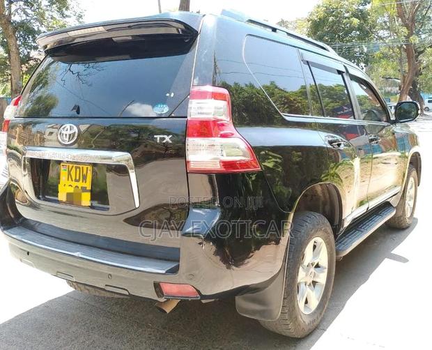 Toyota Land Cruiser Prado 2013 Black