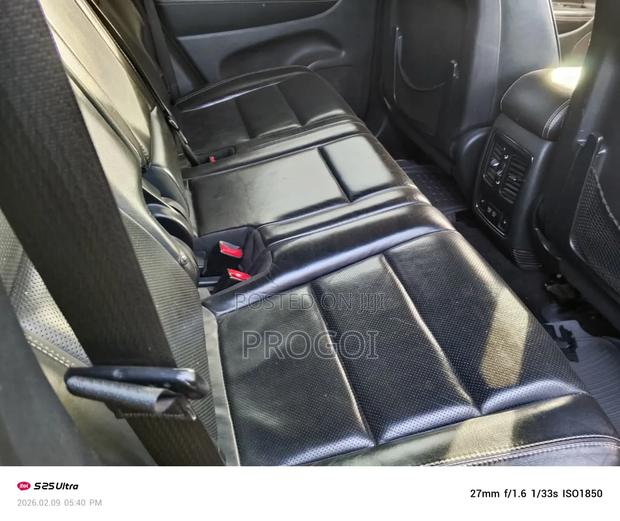 Jeep Cherokee Latitude 4dr SUV 4WD (2.4L 4cyl 9A) 2015 Black