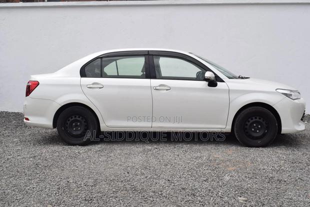 Toyota Axio 1.5 G 2WD 2018 White