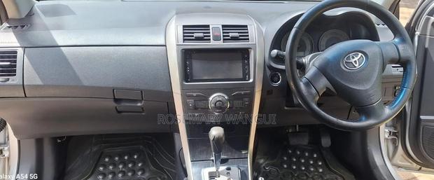 Toyota Corolla Fielder 2011 Silver