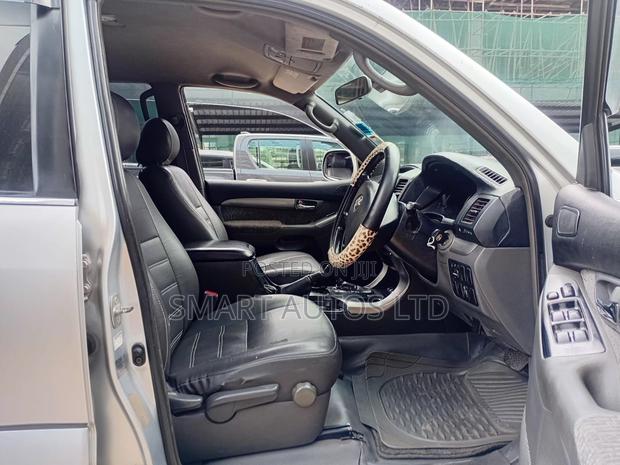 Toyota Land Cruiser Prado 2003