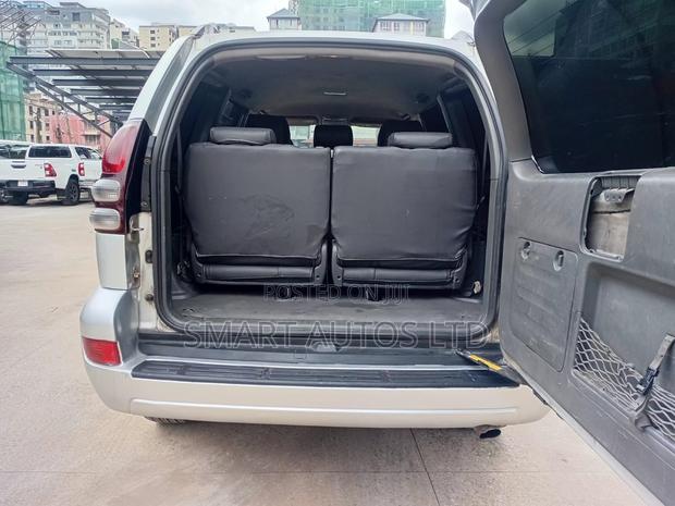 Toyota Land Cruiser Prado 2003