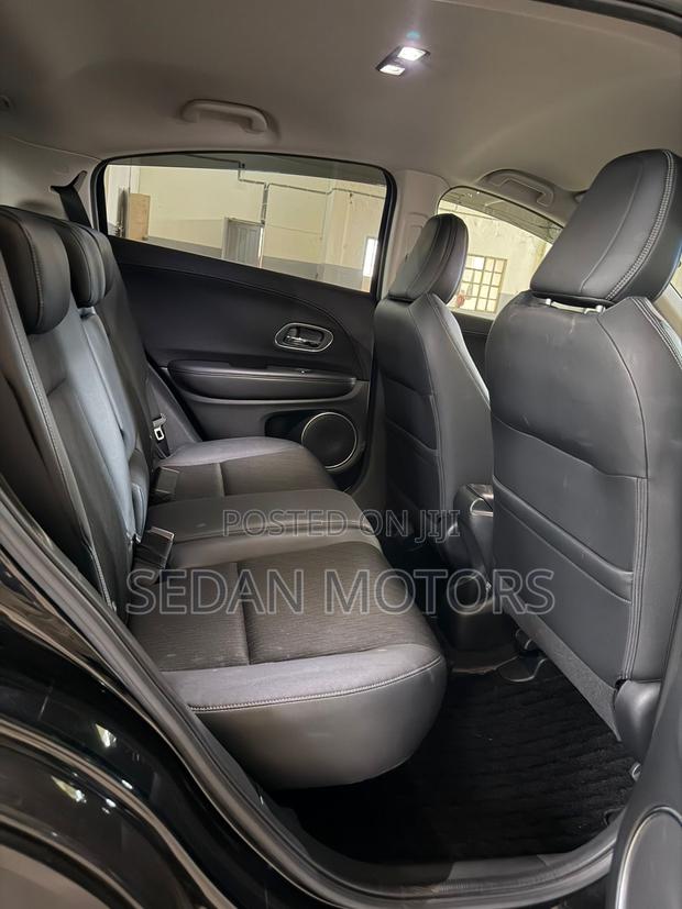 Honda Vezel 2019 Matt Black