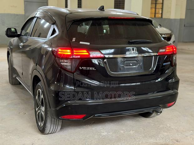 Honda Vezel 2019 Matt Black