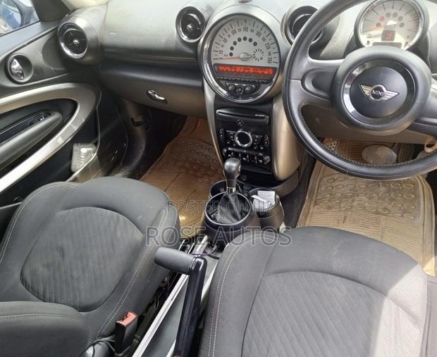 Mini Cooper 2014 Blue
