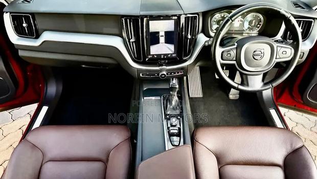 Volvo XC90 2019 Red