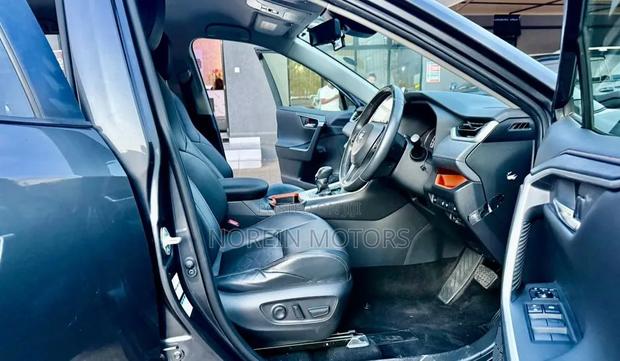Toyota RAV4 2019