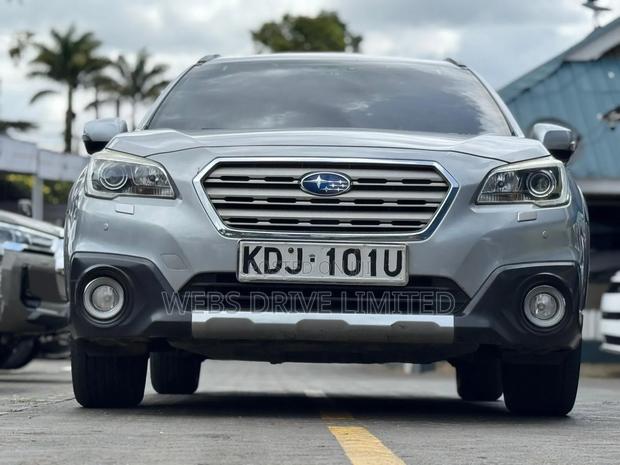 Subaru Outback 2.5i Limited 4dr Wagon AWD (2.5L 4cyl CVT) 2015
