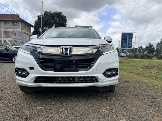 Honda Vezel 1.5 Hybrid 2WD 2018 Pearl