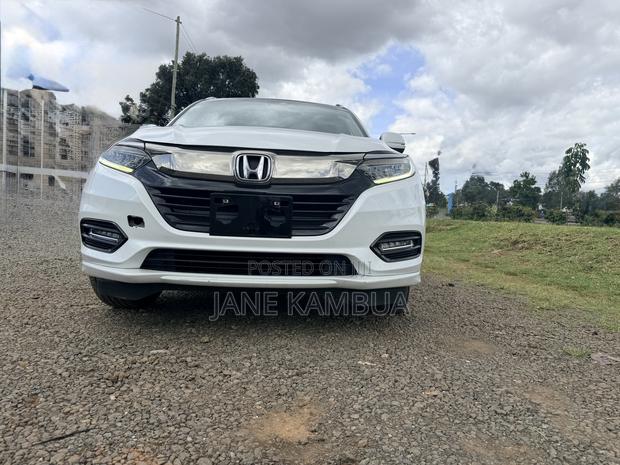 Honda Vezel 1.5 Hybrid 2WD 2018 Pearl