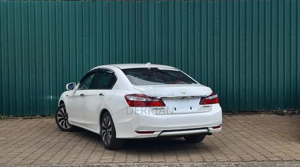 Honda Accord 2018 Pearl