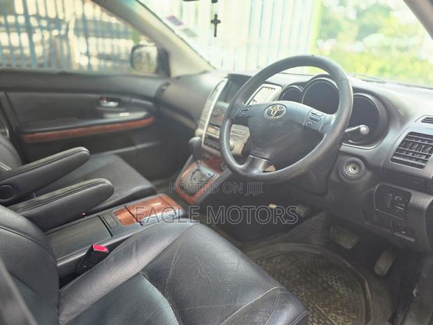 Toyota Harrier 2.4 2012 Black