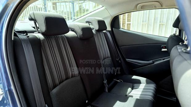 Mazda 2 2021 Blue