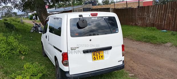 Nissan NV200 2012 White