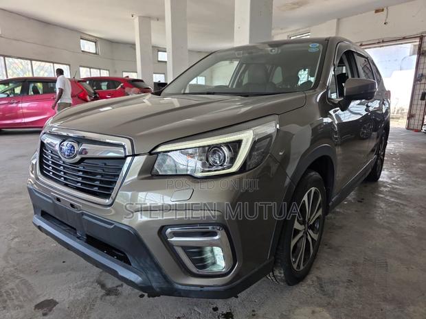 Subaru Forester Limited AWD 2019 Gray