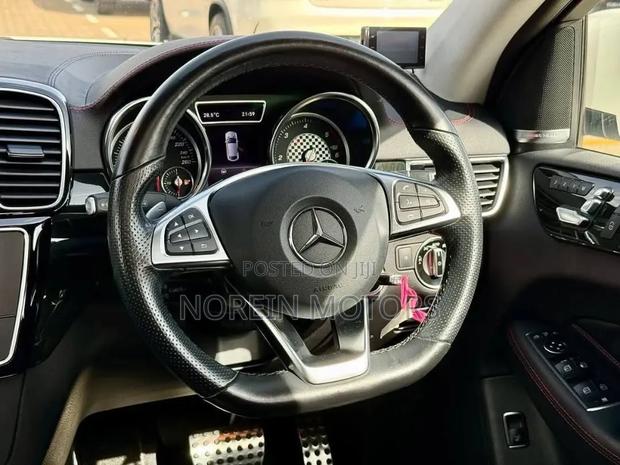 Mercedes-Benz GLE-Class GLE 350d 4MATIC 2020 White