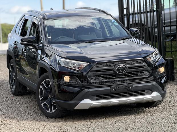Toyota RAV4 Adventure 2019 Black