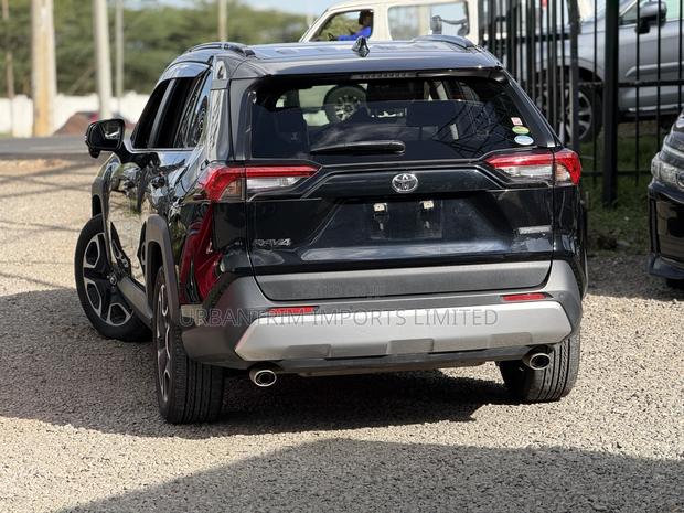 Toyota RAV4 Adventure 2019 Black