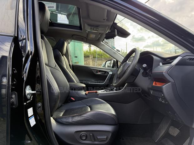 Toyota RAV4 Adventure 2019 Black