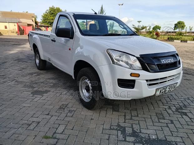 Isuzu D-MAX 2015 Pearl
