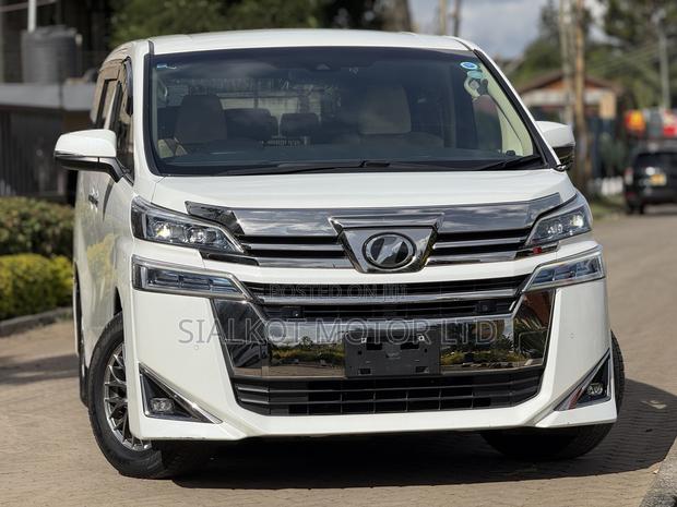 Toyota Alphard 2.5 Petrol AWD 2019 White