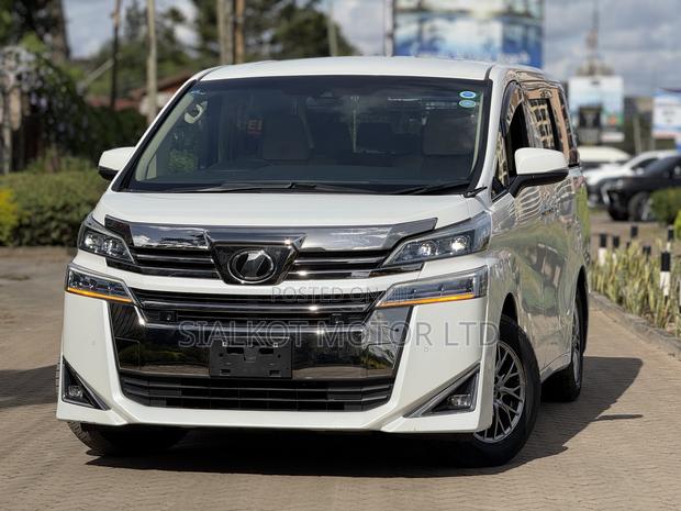 Toyota Alphard 2.5 Petrol AWD 2019 White