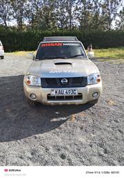 Nissan Hardbody 2000i 2006 Gold for sale