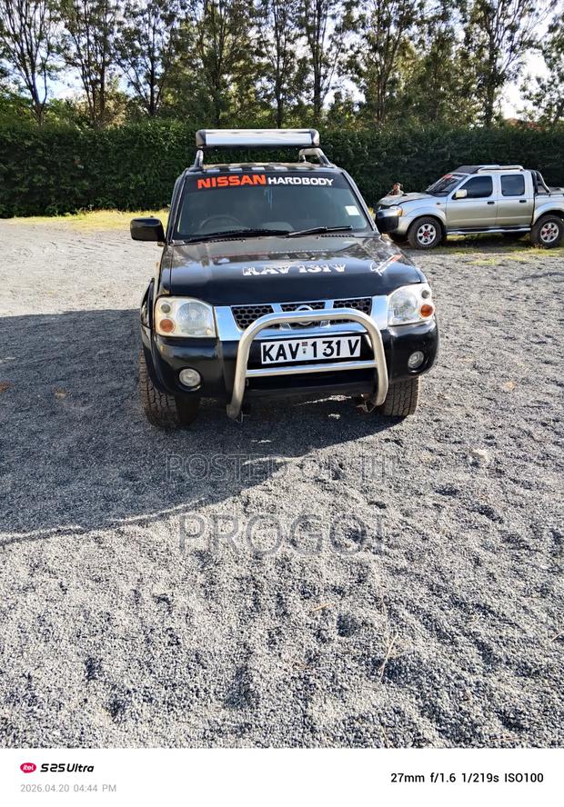 Nissan Hardbody 2009 Black